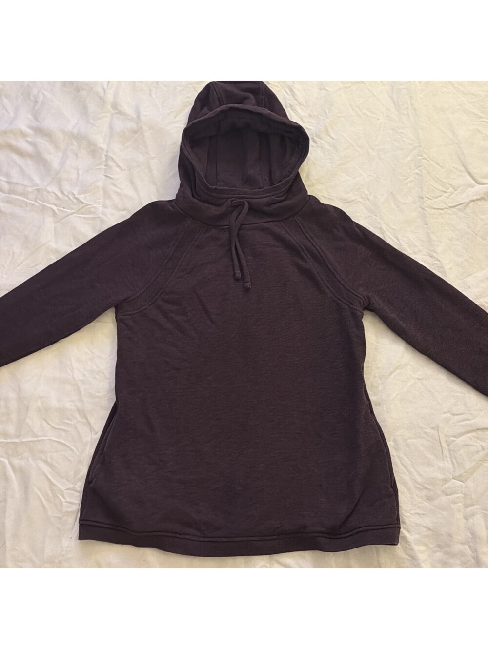 Women's DULUTH TRADING CO. Hooded Sweatshirt - Size Medium Burgundy